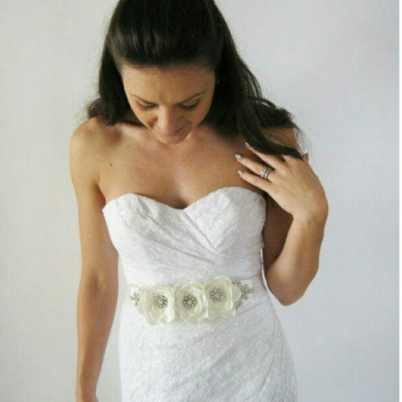 Bridal Gown Flower Sash. Wedding Flower Sash Belt. main image 4